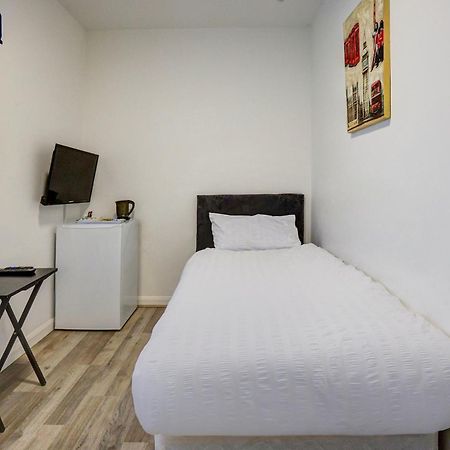 Oyo Aparthotel Hathern Εξωτερικό φωτογραφία